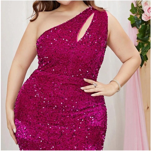 Plus One Shoulder Sequin Evening Party Sexy Wedding Dress - Picture 7 of 7